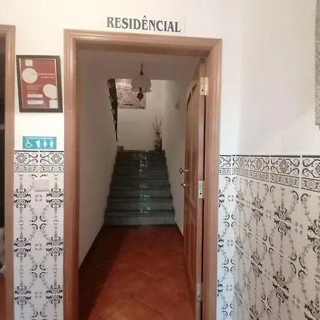 Panzió Alojamento Local O Granjo *